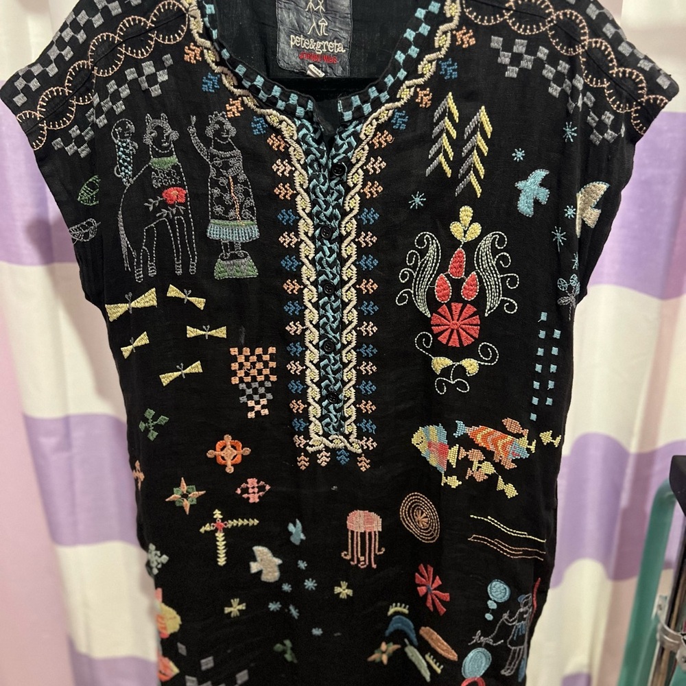 Johnny Was Mavis Dress in black linen with embroidered scenes Size XS